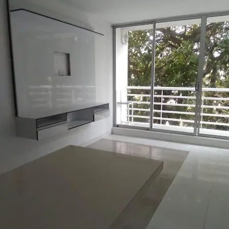 Apartamento Cerca Al Aeropuerto