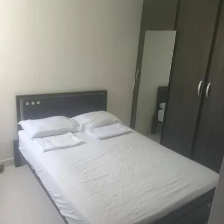Apartamento Cerca Al Aeropuerto *